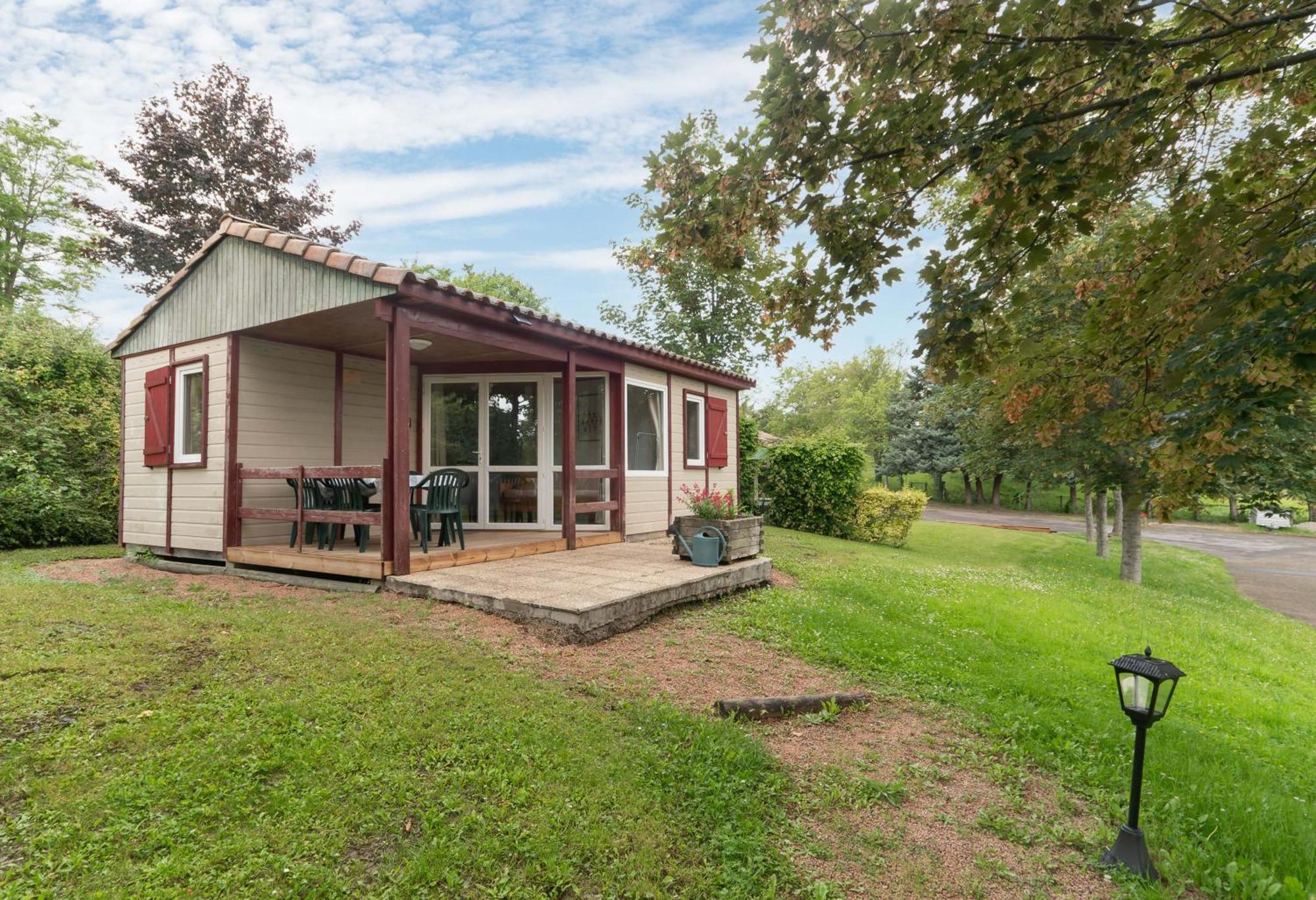 Camping Le Mont Libre - Cottage & Espace Nature - جنات المظهر الخارجي الصورة