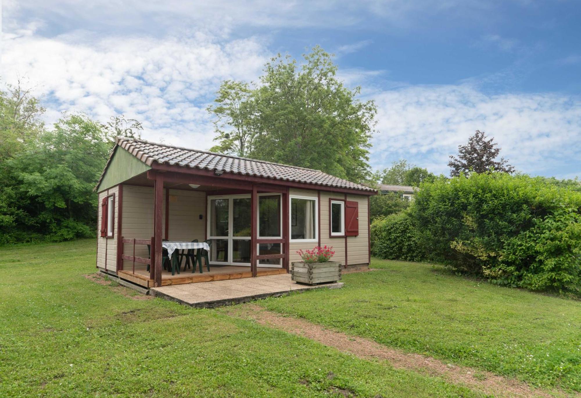 Camping Le Mont Libre - Cottage & Espace Nature - جنات المظهر الخارجي الصورة