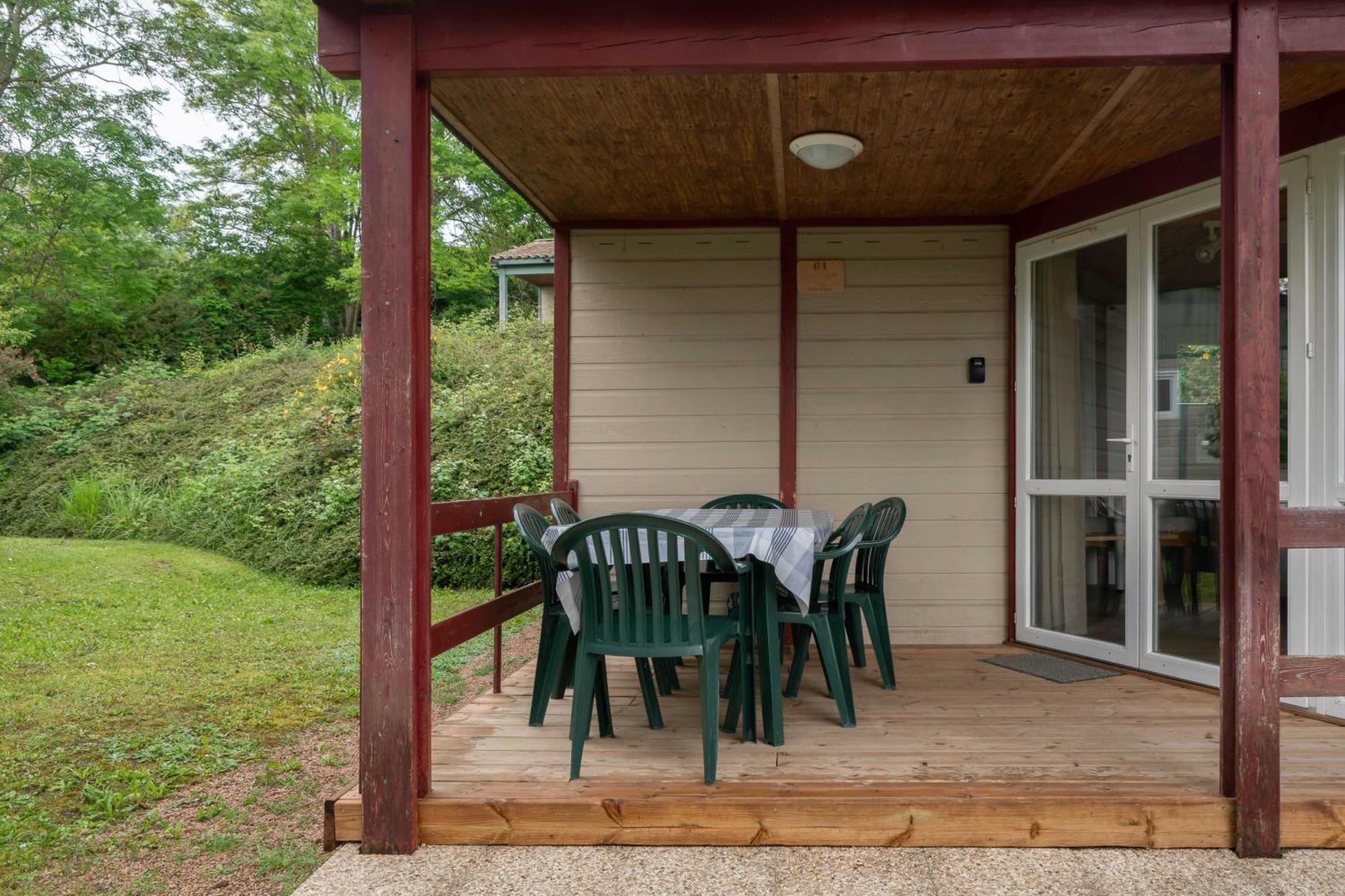 Camping Le Mont Libre - Cottage & Espace Nature - جنات المظهر الخارجي الصورة
