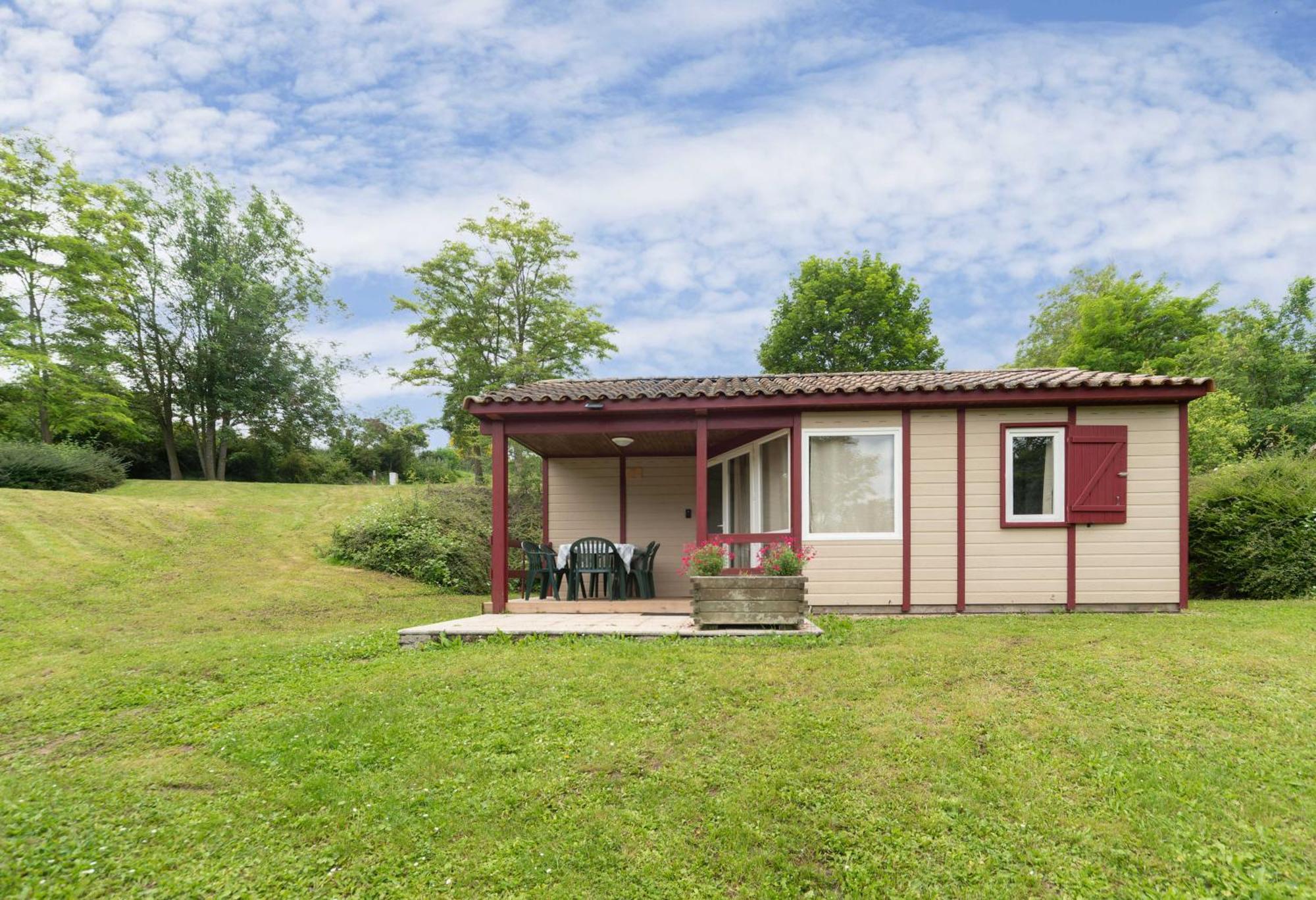 Camping Le Mont Libre - Cottage & Espace Nature - جنات المظهر الخارجي الصورة