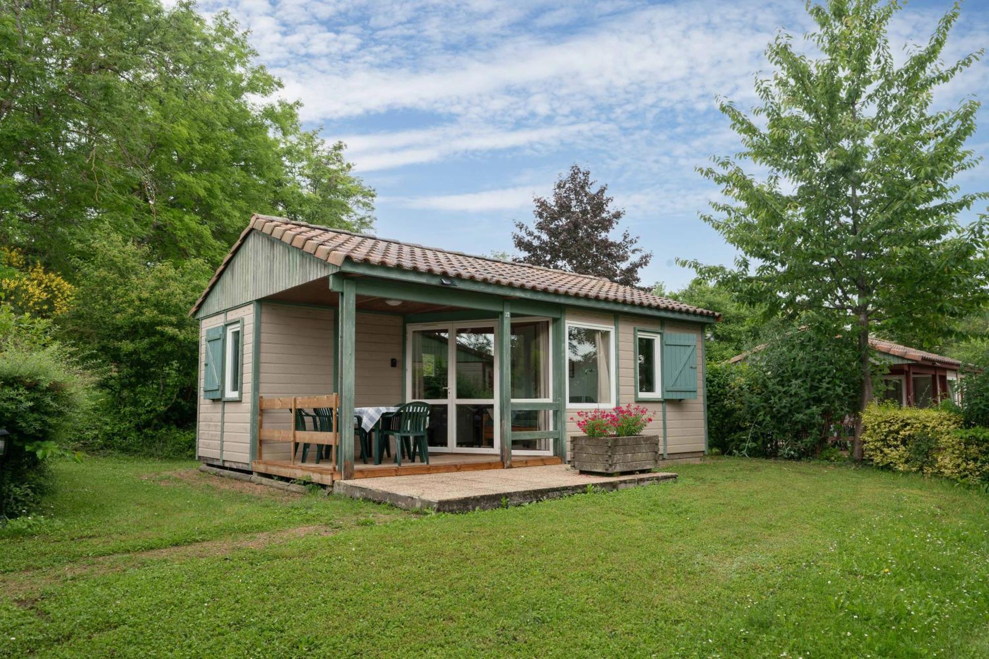 Camping Le Mont Libre - Cottage & Espace Nature - جنات المظهر الخارجي الصورة