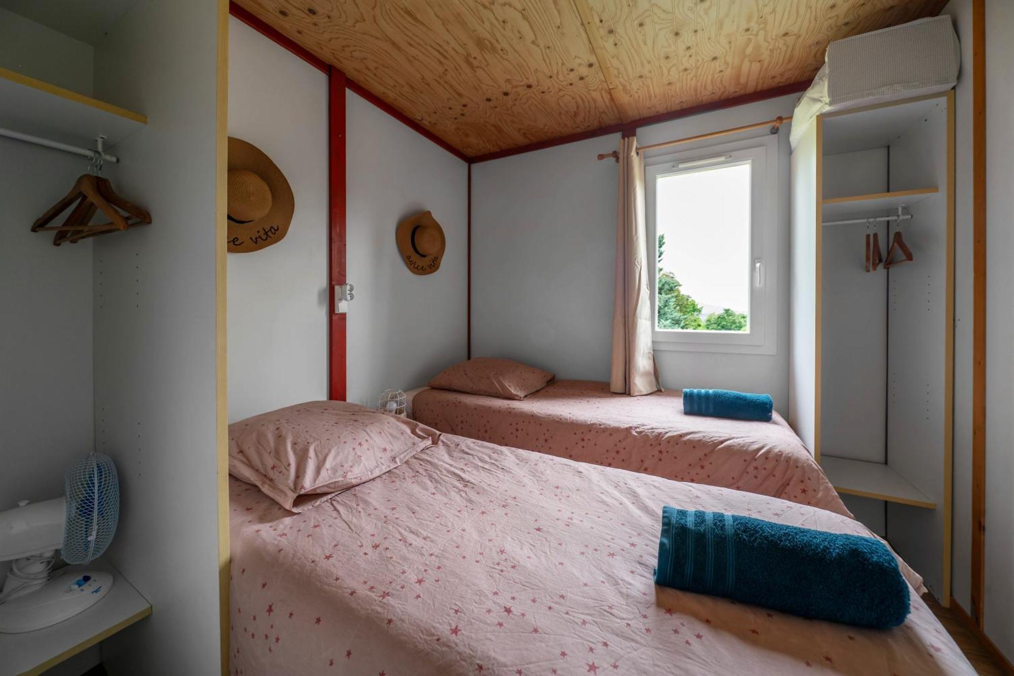 Camping Le Mont Libre - Cottage & Espace Nature - جنات المظهر الخارجي الصورة