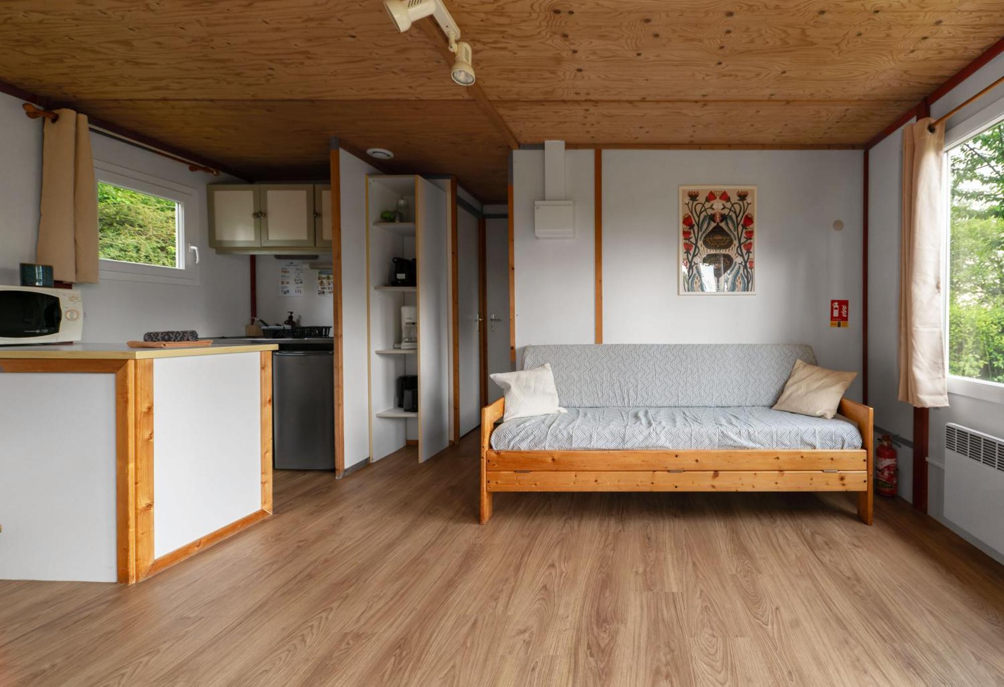 Camping Le Mont Libre - Cottage & Espace Nature - جنات المظهر الخارجي الصورة