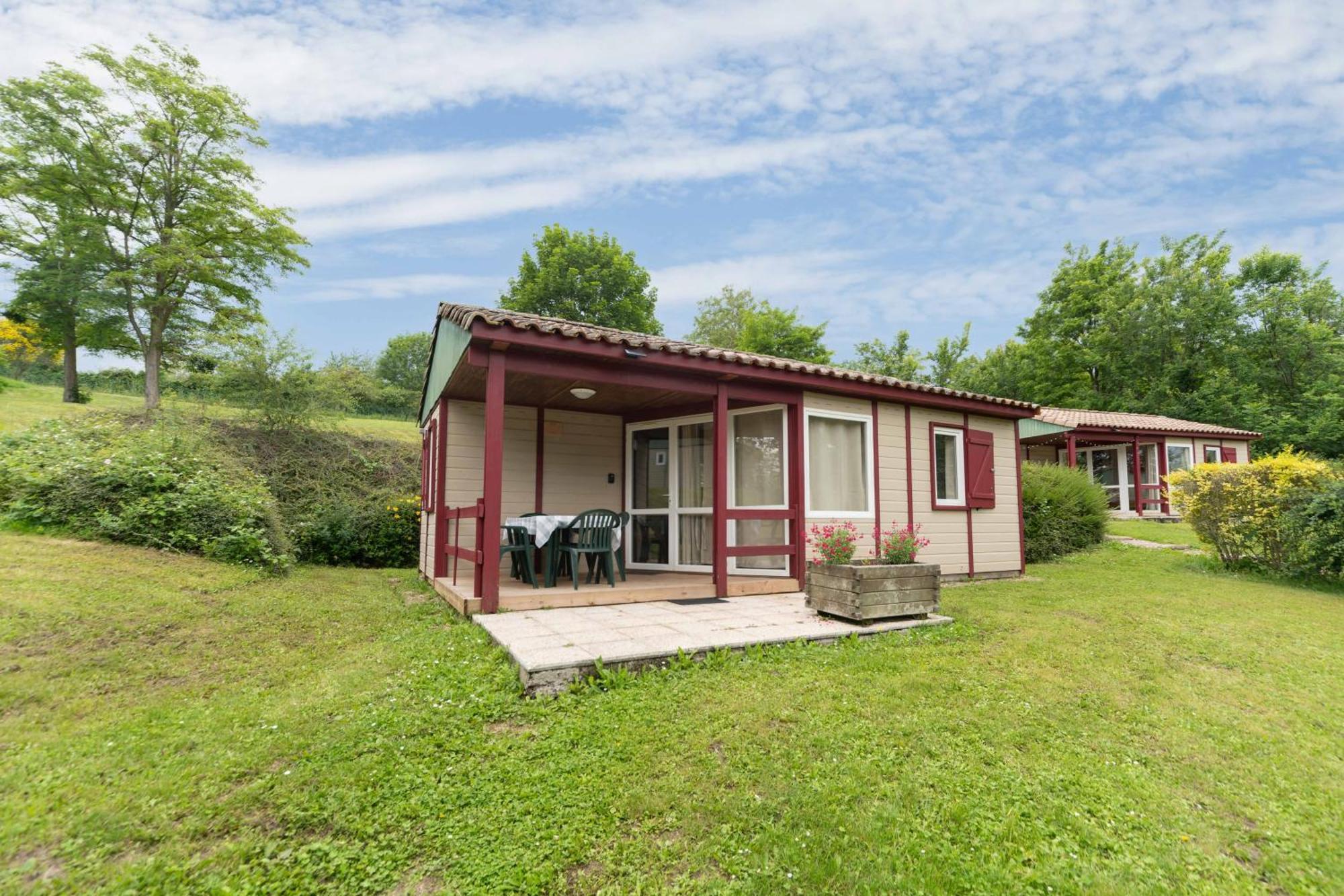 Camping Le Mont Libre - Cottage & Espace Nature - جنات المظهر الخارجي الصورة