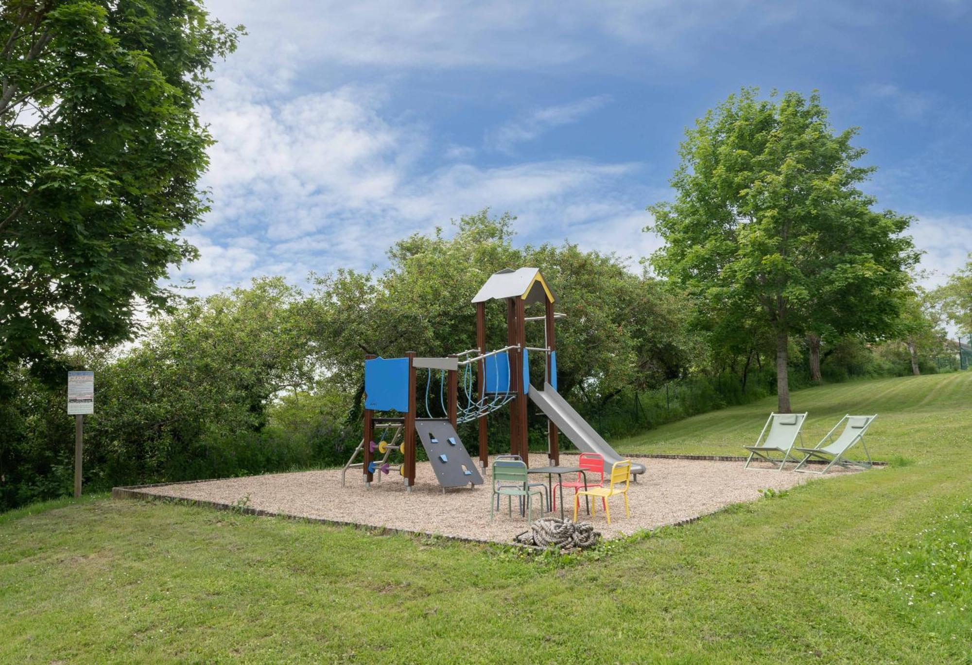 Camping Le Mont Libre - Cottage & Espace Nature - جنات المظهر الخارجي الصورة